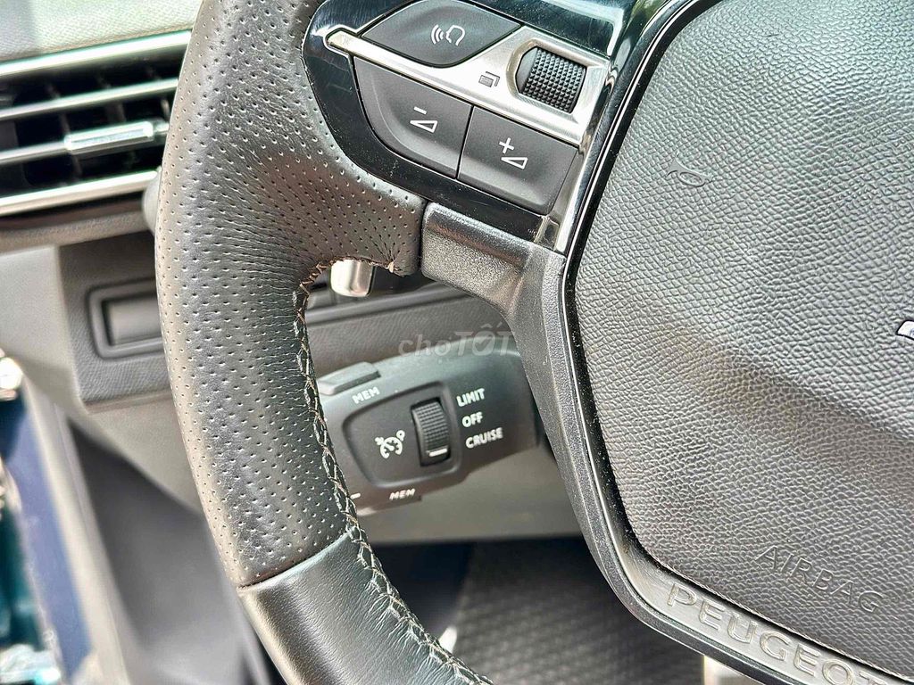 Peugeot 5008 2024 GT line Odo 19.000km, Giá 979tr. Mua bán Ô tô tại Thành phố Thủ Đức Tp Hồ Chí Minh được đăng bởi Dương Quốc Việt hình 10