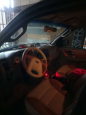 Cần bán oto escape 2004 số tự động. Mua bán Ô tô tại Huyện Hòa Thành Tây Ninh được đăng bởi thiên kim