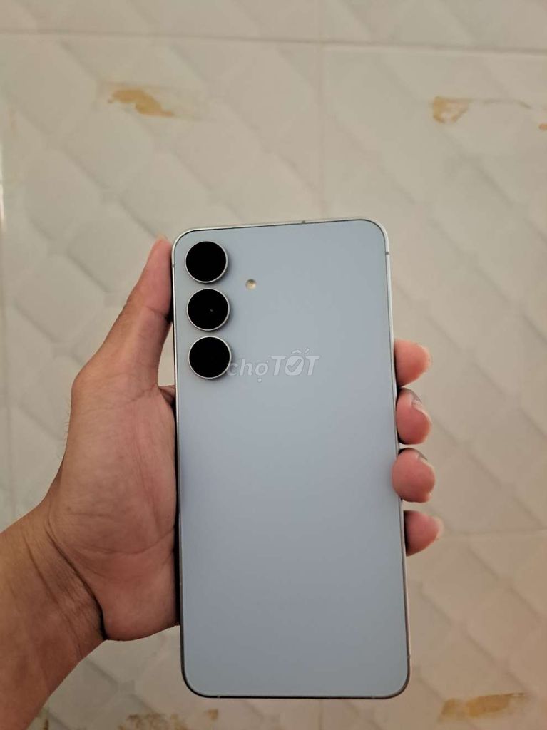 Samsung S25 FE Xám Như mới. Mua bán Điện thoại tại Quận Gò Vấp Tp Hồ Chí Minh được đăng bởi Lộc Trần hình 1