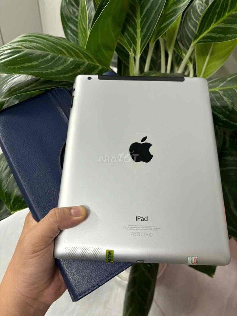 ipad 4 zin đẹp 16gb có sim 4G . reset thoải mái