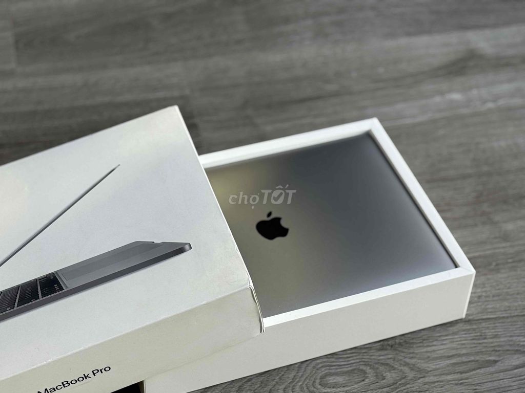 Apple MacBook Pro M2 13 inch 8GB/512GB. Mua bán Laptop tại Quận 10 Tp Hồ Chí Minh được đăng bởi mạc thành hình 1