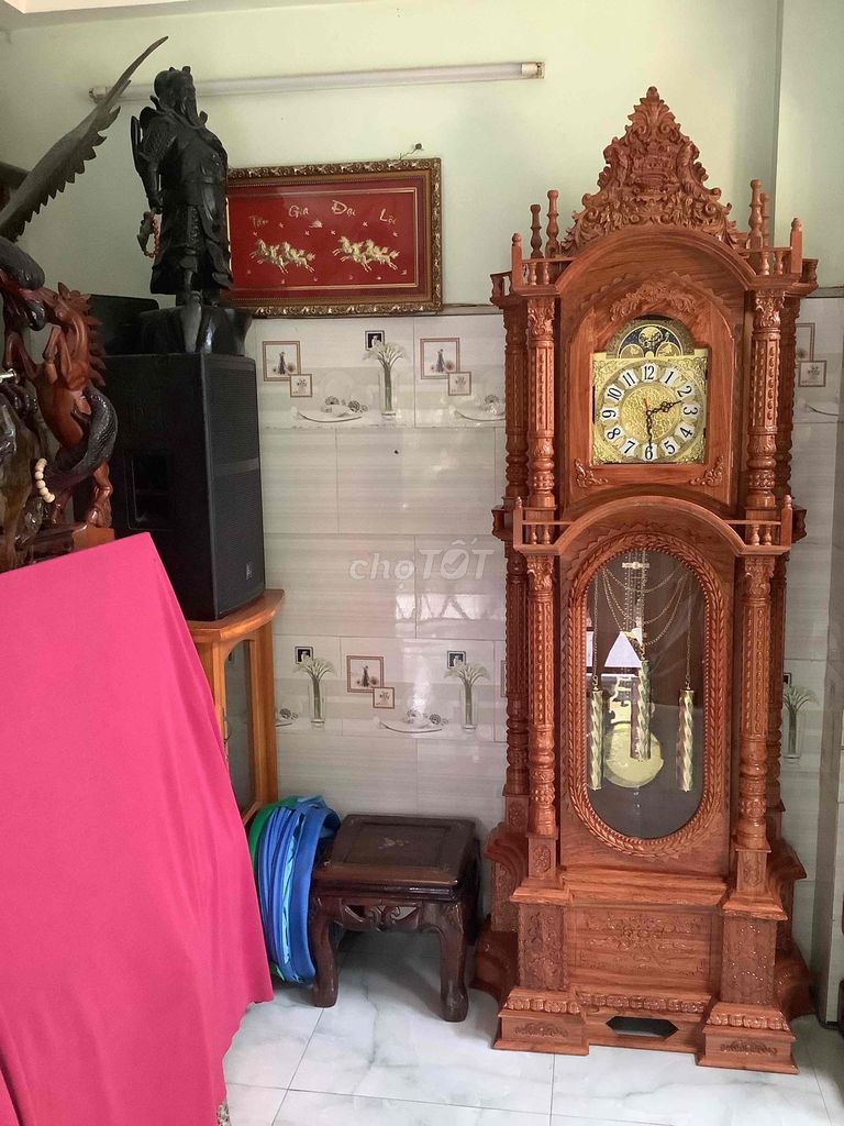 bán đồng hồ anh em cửa hàng thu về có lời