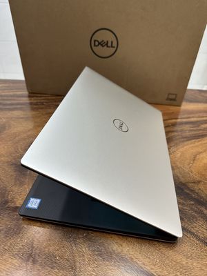 Dell Xps 9570, i5 8300H, 16G, 256G, 15,6in FHD.