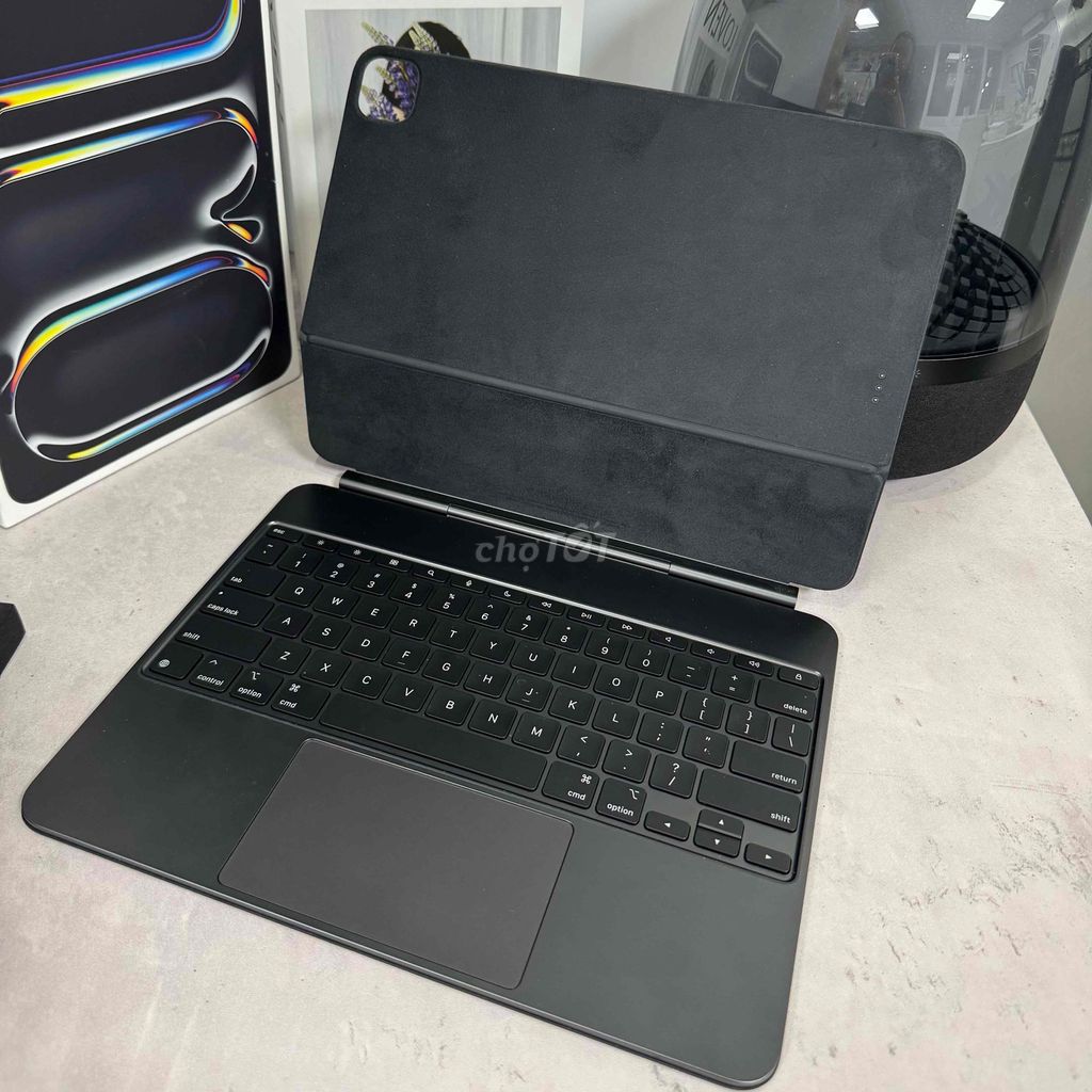 Bàn phím Magic Keyboard Pro M4 Đen 13 inch. Mua bán Phụ kiện (Màn hình, Chuột...) tại Quận 10 Tp Hồ Chí Minh được đăng bởi Miki Store hình 1