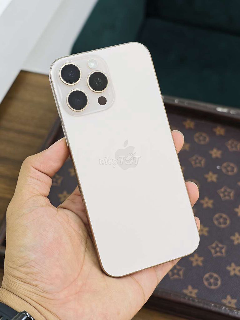 🍎IPHONE 16PROMAX 512G GOLD ĐẸP NGUYÊN BẢN 99% P91. Mua bán Điện thoại tại Quận Hải An Hải Phòng được đăng bởi 98 Ngô Gia Tự Hoàng Dũng Mobile Ngã 3 Văn Cao hình 1