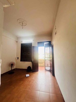 Bán tập thể trần Bình, Cầu Giấy. 2n 2vs giá 4.25 tỷ. Mua bán căn hộ/chung cư tại Quận Cầu Giấy Hà Nội được đăng bởi Đặng thế anh