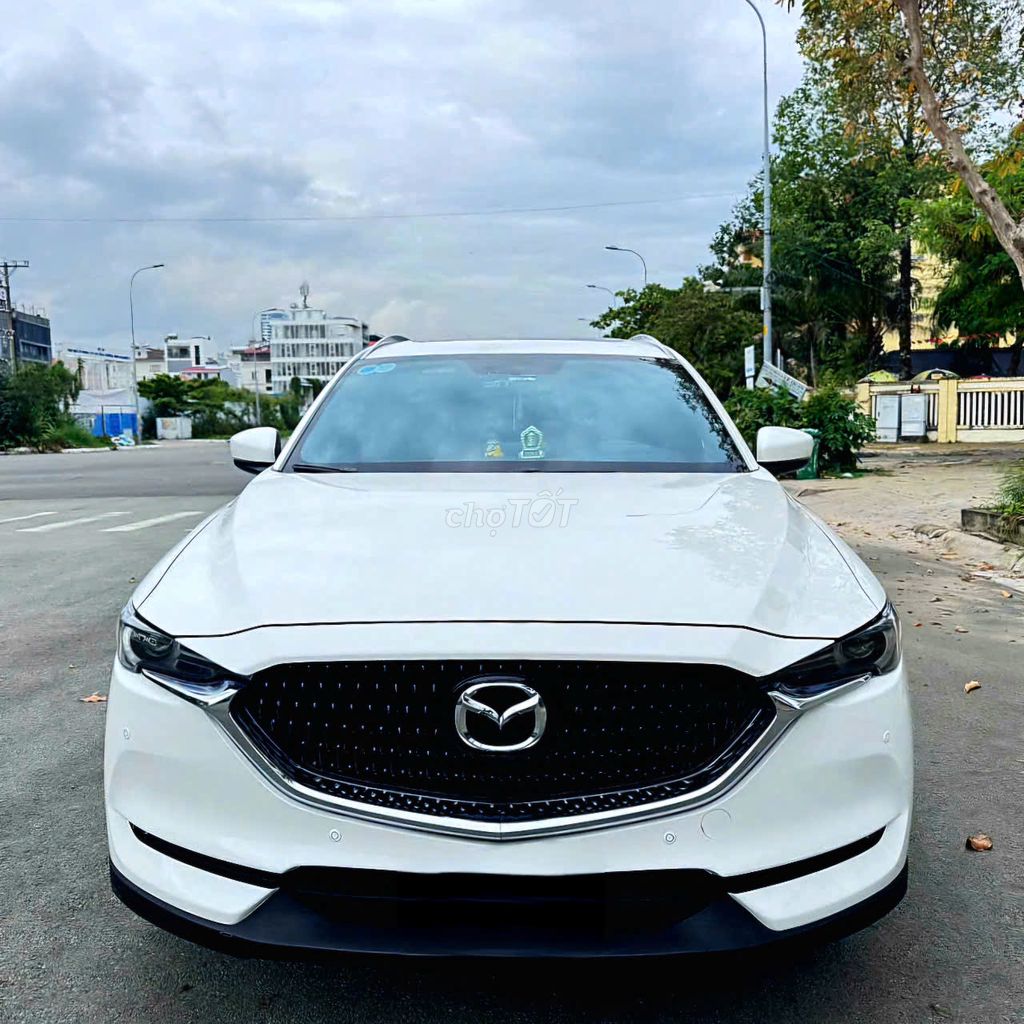 Xe lướt 1 vạn Mazda CX 8 Luxury 2023 không tì vết.