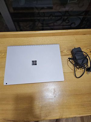 Bán nhanh Surface Book 2 15 inch card rời 1060