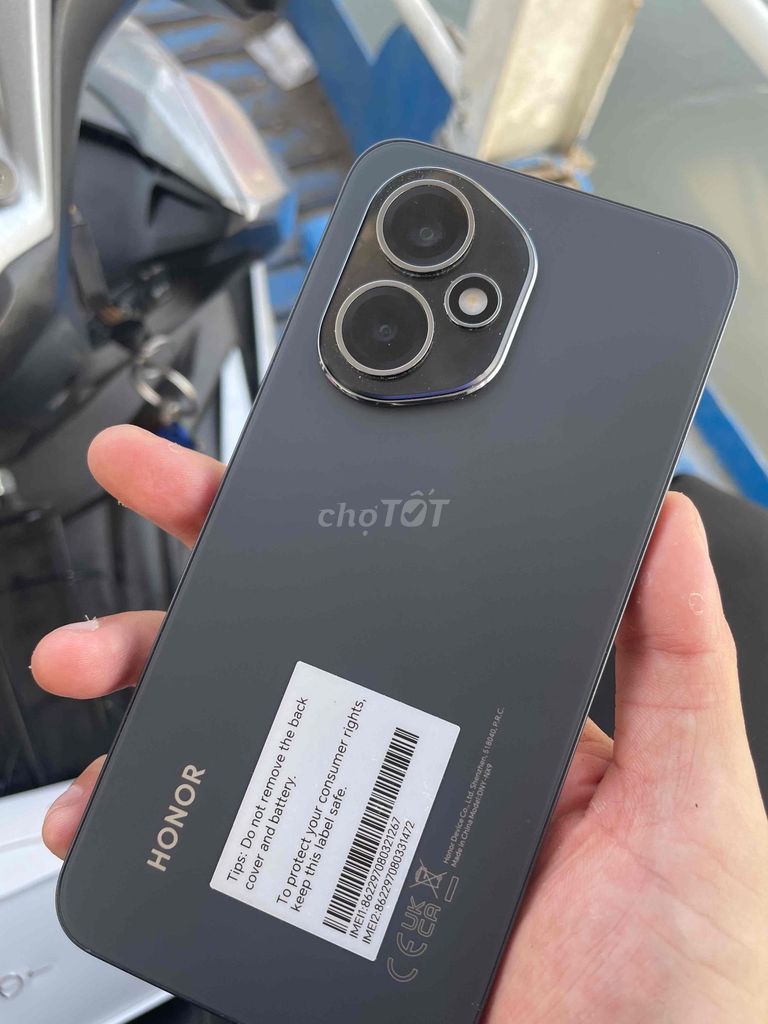 Honor 400 12/256GB Đen 5G. Mua bán Điện thoại tại Quận Bình Tân Tp Hồ Chí Minh được đăng bởi Nguyễn Hữu Thắng hình 1