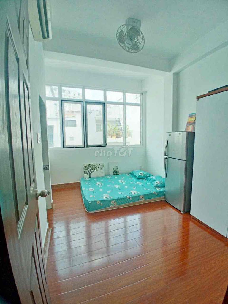 Phòng trọ cho thuê gần bến xe buýt Sài Gòn Q1 ngay 212b Nguyễn Trãi