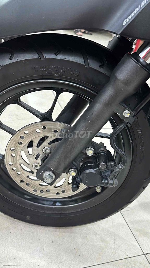 Honda Lead 2020 Khoá Makey Đen nhám 18000 km. Mua bán Xe máy tại Quận 6 Tp Hồ Chí Minh được đăng bởi Cửa Hàng Xe Máy Hoà Bùi hình 9