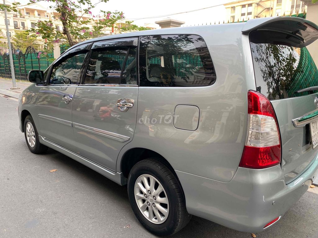 Bán toyota innova số tự động, rin nguyên