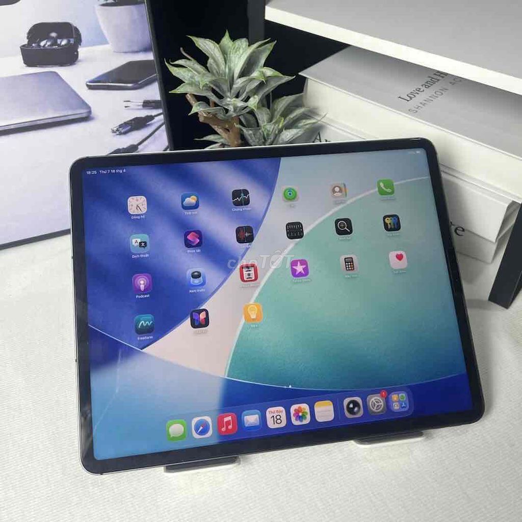 iPad Pro M1 12.9 inch 256GB 5G Gray. Mua bán Máy tính bảng tại Quận Tân Bình Tp Hồ Chí Minh được đăng bởi Nghĩa Bảy Hiền hình 1