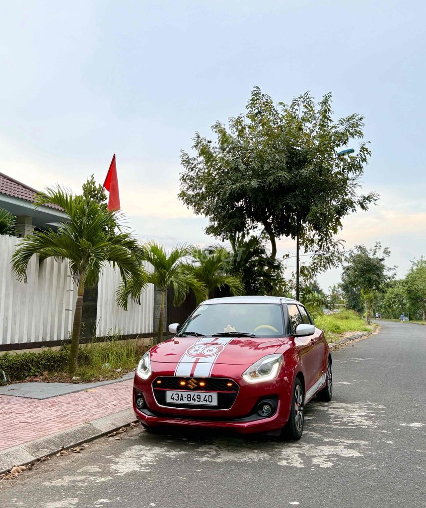 Suzuki Swift, Xe gia đình mình sử dụng. Mua bán Ô tô tại Quận Cẩm Lệ Đà Nẵng được đăng bởi Thanh Tâm hình 3
