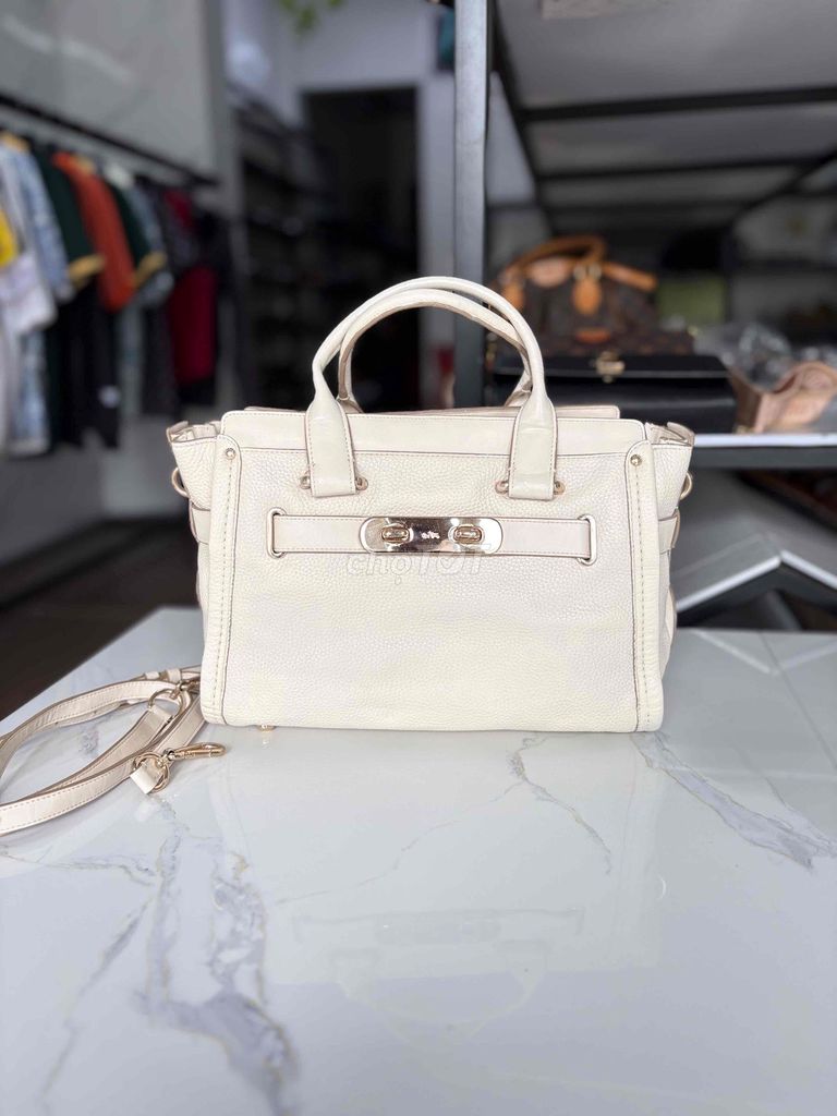 Túi xách Nữ Coach Da thật. Mua bán Túi xách tại Thành phố Rạch Giá Kiên Giang được đăng bởi Túi secondhand hình 1