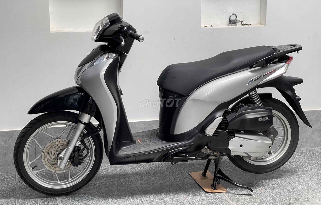 SH MODE MÁY ZIN XE ĐẸP, DỄ SANG TÊN,CÓ BÁN GÓP. Mua bán Xe máy tại Thành phố Sóc Trăng Sóc Trăng được đăng bởi Nguyễn Sướng CÓ BÁN GÓP GIAO XE CÁC TỈNH hình 5