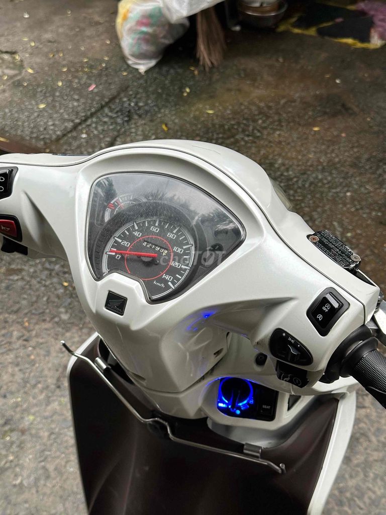 Vision Bstp bán thanh lý. Mua bán Xe máy tại Quận 1 Tp Hồ Chí Minh được đăng bởi GoodCar hình 5