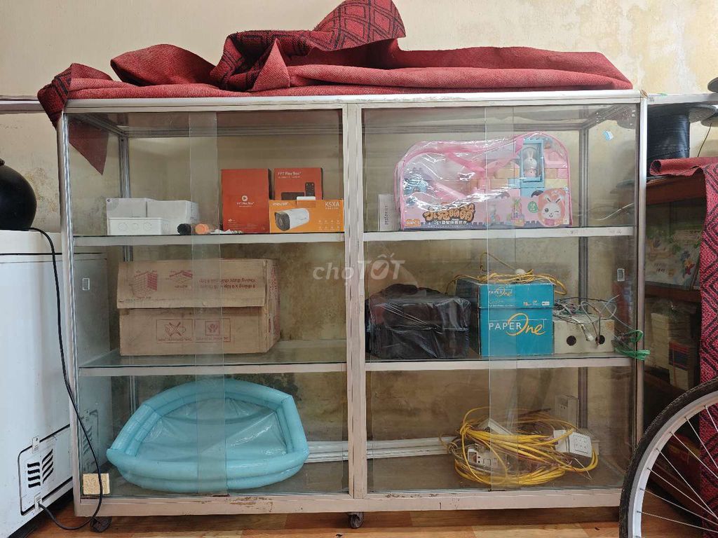 Tủ kính khung nhôm kính 1m2x1m6. Mua bán Tủ, kệ gia đình tại Huyện Phù Cừ Hưng Yên được đăng bởi tuan hình 1