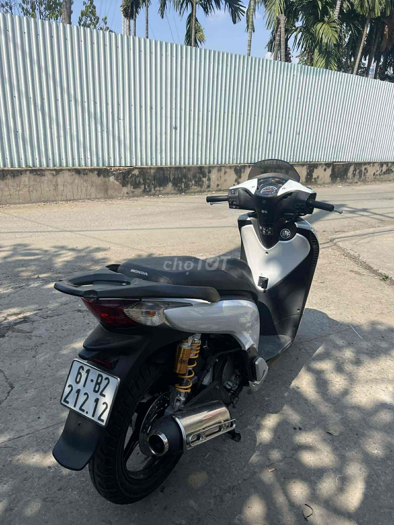 SH Ý 150 2011 đầu chao zin , nồi zin theo xe. Mua bán Xe máy tại Thành phố Thủ Dầu Một Bình Dương được đăng bởi Tony hình 4