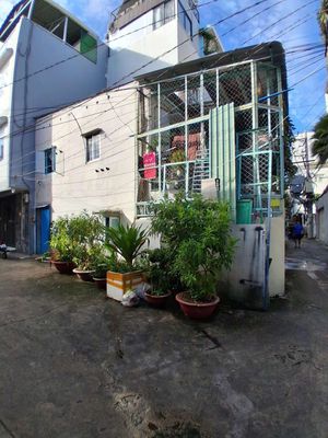 Townhouse 50 m² · 1 bed · Đường 43