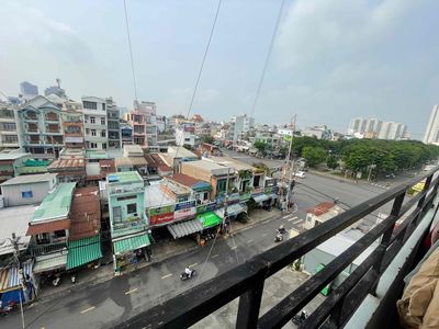 Căn hộ 80 m² · 2 PN · Đường Phan Văn Khỏe