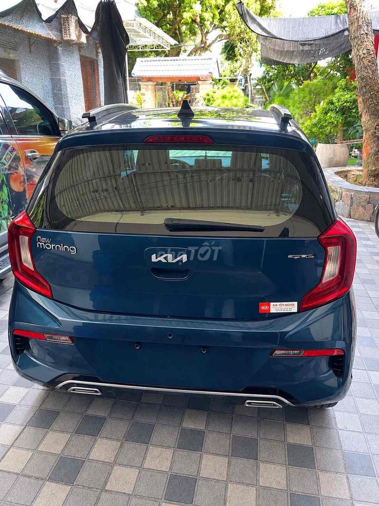 Kia Morning GT Line 2023 Зеленый 27210 км
