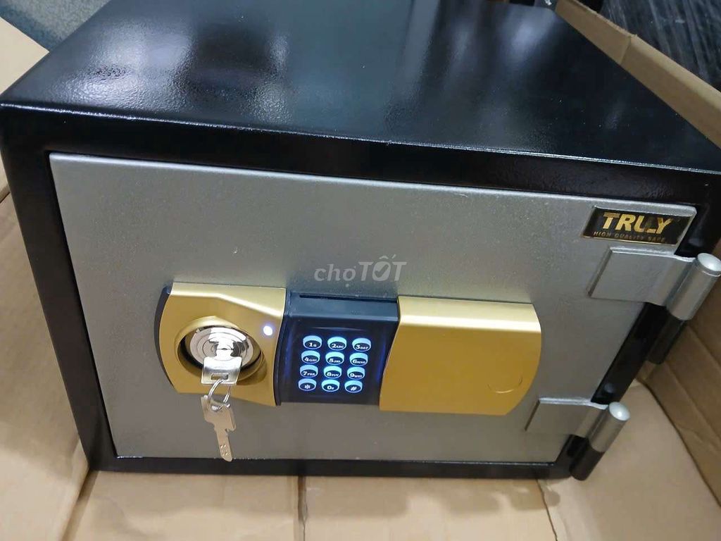 Két sắt điện tử Truly 45kg Mới 99%. Mua bán Nội thất, đồ gia dụng khác tại Quận 3 Tp Hồ Chí Minh được đăng bởi Kinh Doanh két Sắt Bán Và Thu Miss Nguyên hình 1