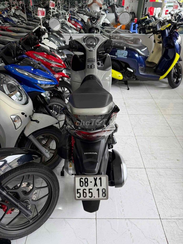 SH MODE ABS 2022. Màu Hót Cực Đẹp - Giấy Rạch Giá. Mua bán Xe máy tại Thành phố Rạch Giá Kiên Giang được đăng bởi XE MÁY CŨ TÂN 128 hình 12