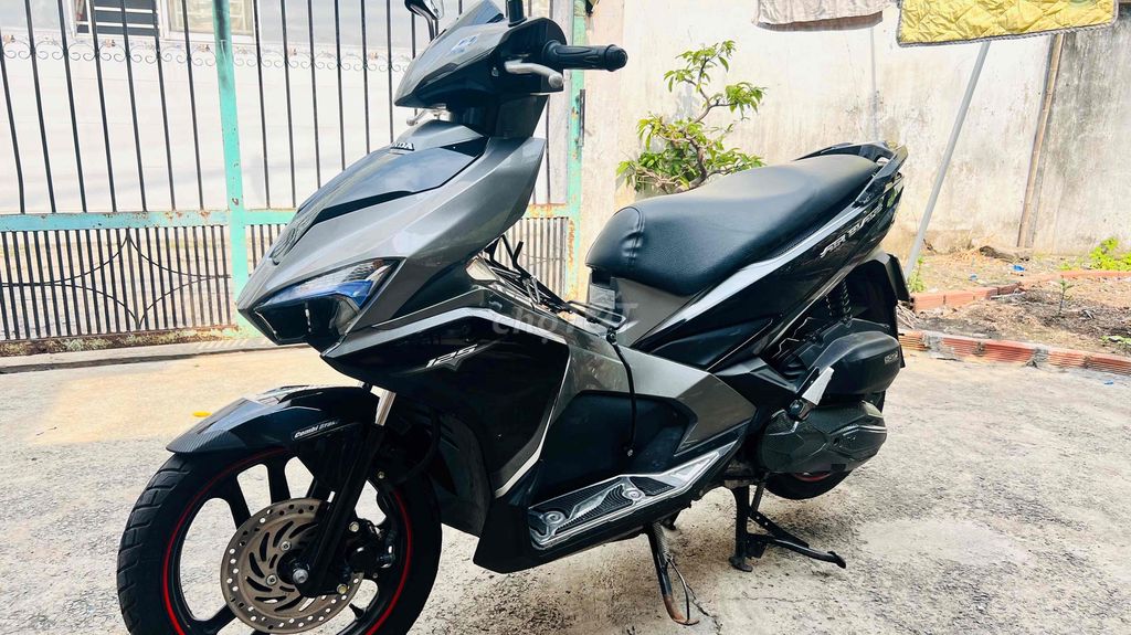 xe ab siêu đẹp chính chủ ký mua bán đi 30 ngàn km. Mua bán Xe máy tại Thành phố Thủ Dầu Một Bình Dương được đăng bởi lê thành  hình 6