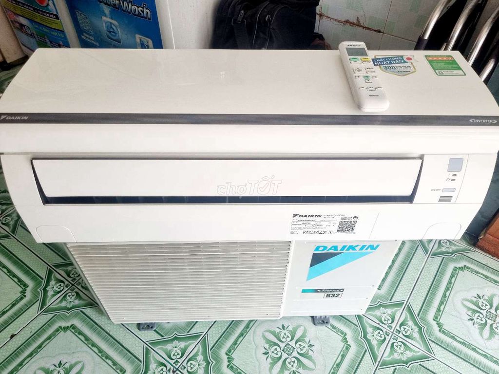 máy lạnh daikin 1hp inverter mới 95%