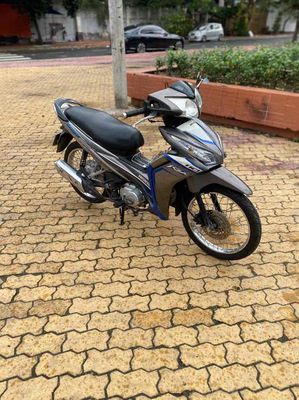 Honda Wave Rsx 110(2012)bstp,xe zin máy êm ru đẹp. Mua bán Xe máy tại Quận 8 Tp Hồ Chí Minh được đăng bởi Bảo Anh