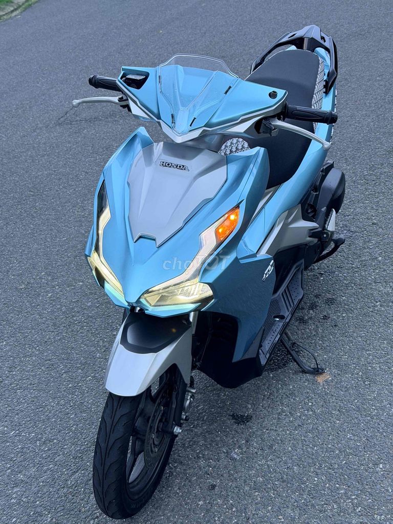 Лезвие Honda Air Blade 150 2021 ABS синее серебро 43