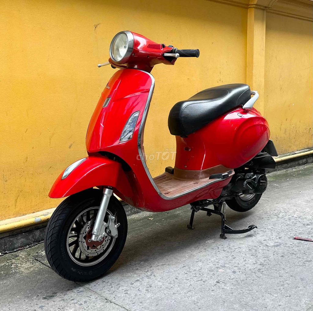 Vespa 50cc đẹp, máy êm thì thầm bao vọt. Mua bán Xe máy tại Quận 8 Tp Hồ Chí Minh được đăng bởi Quân  hình 5