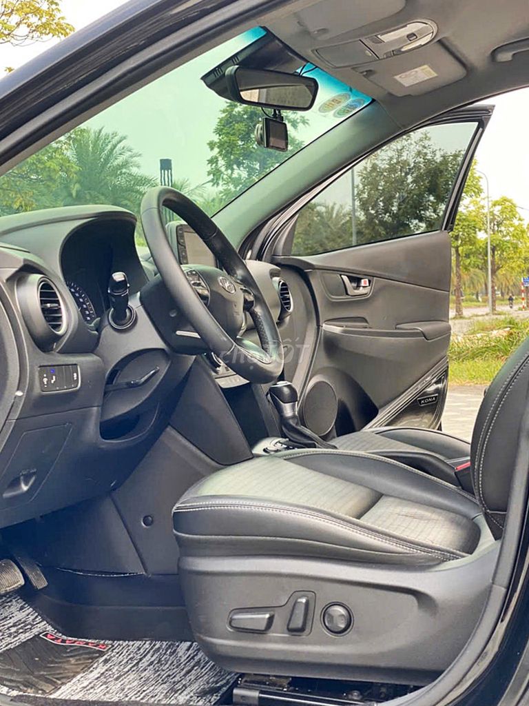 Hyundai Kona Đặc Biệt 2.0 AT ĐK 2020. Mua bán Ô tô tại Quận Long Biên Hà Nội được đăng bởi VIETNAM OTO hình 11