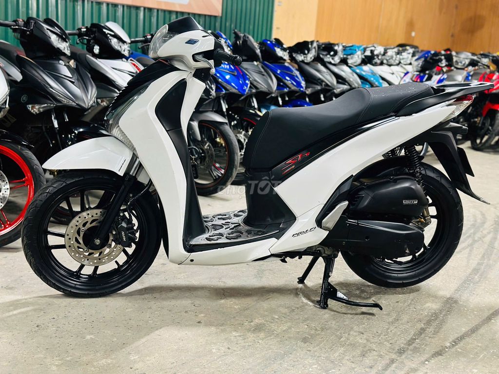 XE MÁYTHANHTÙNG_SH VIỆT 125 TRẮNG MÁY ZIN KHÓA SMK. Mua bán Xe máy tại Quận Nam Từ Liêm Hà Nội được đăng bởi THANH TÙNG hình 5