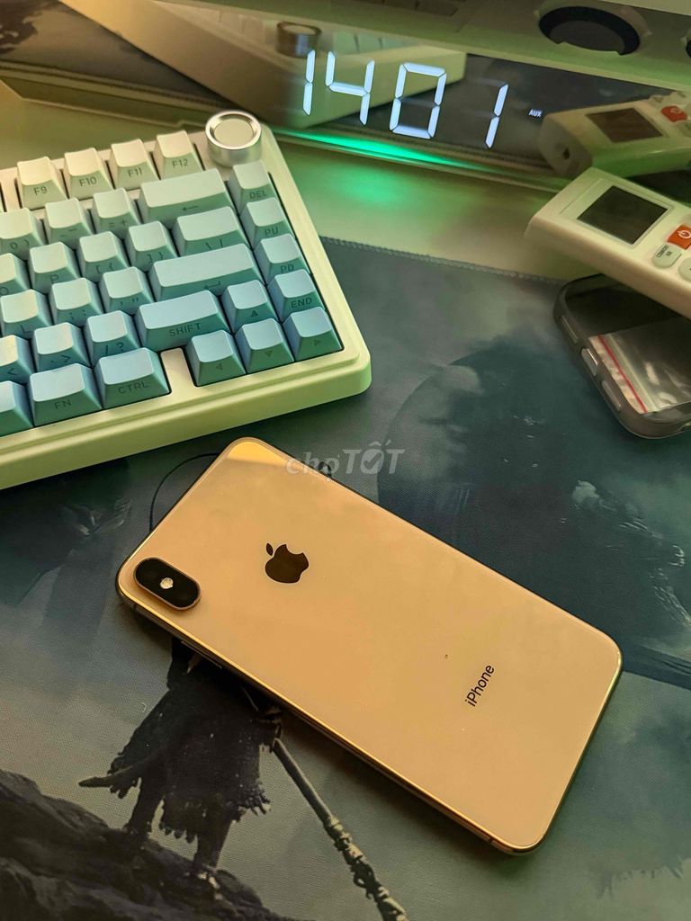 Apple iPhone XS Max 64GB Vàng. Mua bán Điện thoại tại Thành phố Thuận An Bình Dương được đăng bởi Trung ruou hình 1