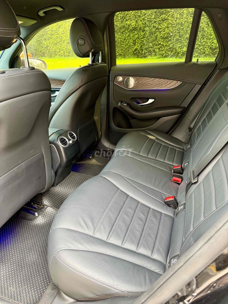Mercedes Benz GLC model 2022 đen/đen siêu mới. Mua bán Ô tô tại Quận 11 Tp Hồ Chí Minh được đăng bởi Nguyễn Thông hình 8