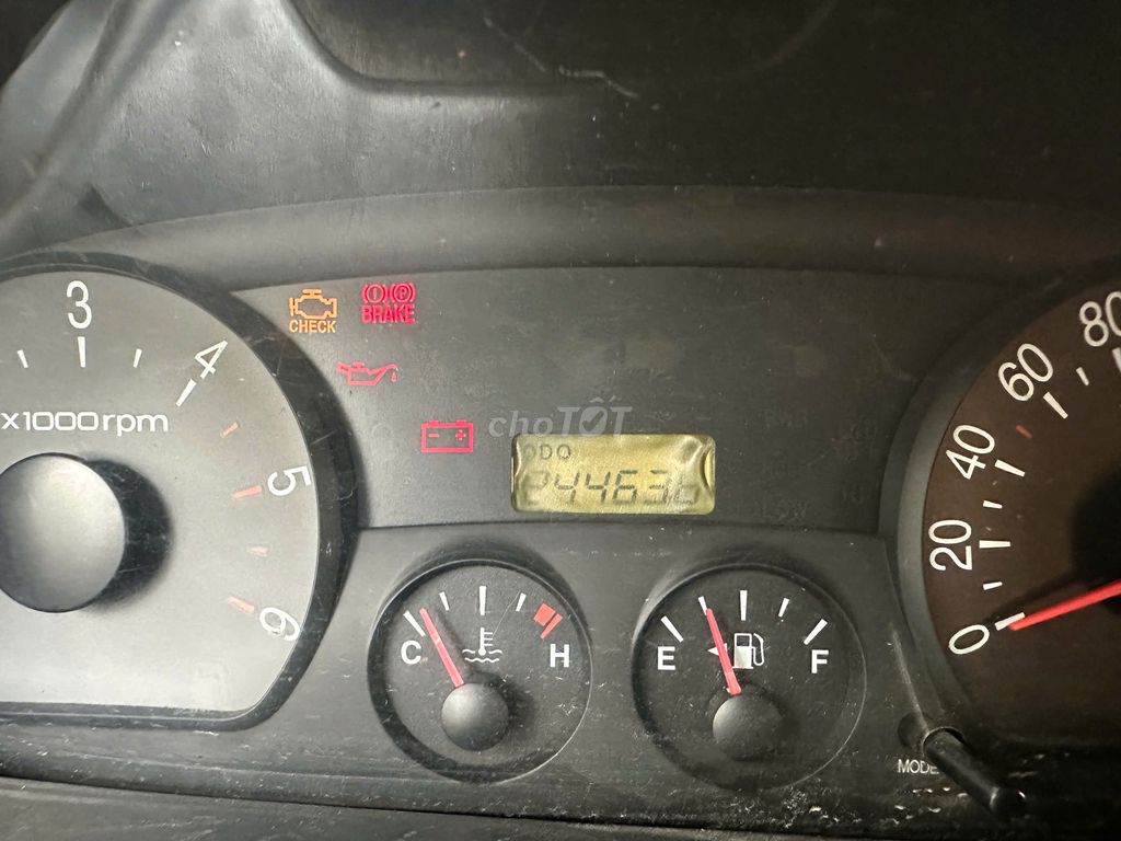 Hyundai Starex 2004  - 244636 km - Còn tốt. Mua bán Ô tô tại Thành phố Thủ Đức Tp Hồ Chí Minh được đăng bởi HQaudio hình 5