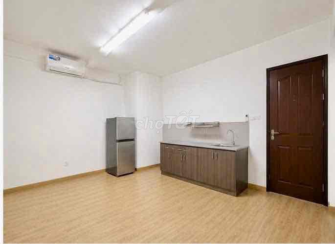 🏠 НОМЕР ПЛОЩАДЬЮ 25 М² НА 4 КВ.М. — БОЛЬШОЕ ОКНО — ПОЛНЫЙ КОМФОРТ — РАЙОН 8