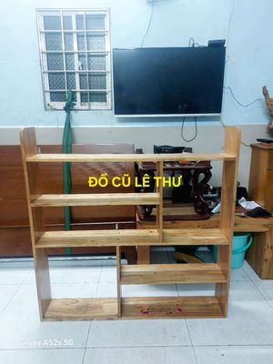 Cần thanh lý kệ treo tường kích thướt 120x120x20. Mua bán Tủ, kệ gia đình tại Quận Tân Phú Tp Hồ Chí Minh được đăng bởi  ĐỒ CŨ LÊ THƯ