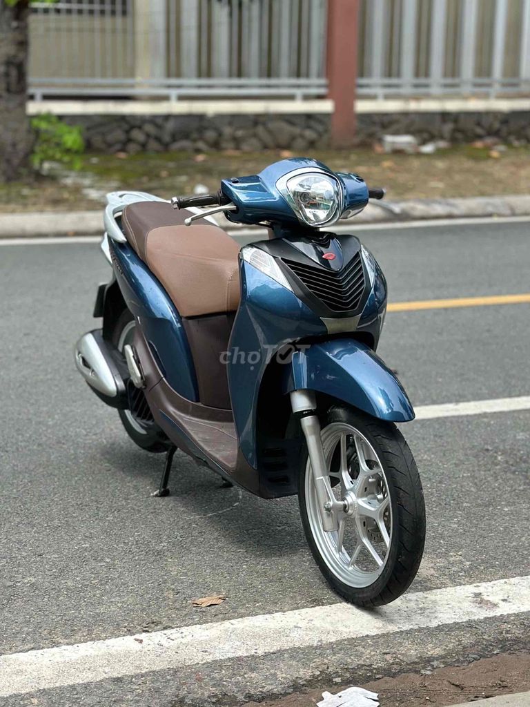 Honda SH Mode 2019 Smartkey. Mua bán Xe máy tại Thị xã Tân Uyên Bình Dương được đăng bởi Nguyễn Thị Thanh Thuỷ hình 2