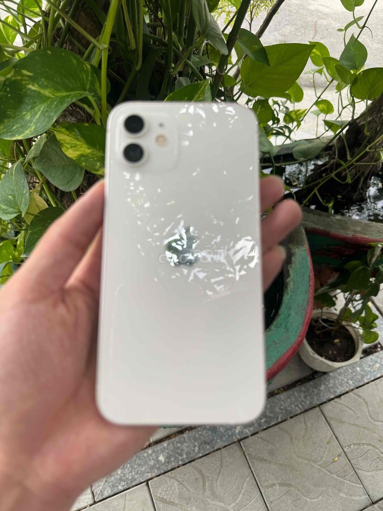 Apple iPhone 12 64GB Trắng Like New. Mua bán Điện thoại tại Quận Ngũ Hành Sơn Đà Nẵng được đăng bởi Trieu Le hình 1