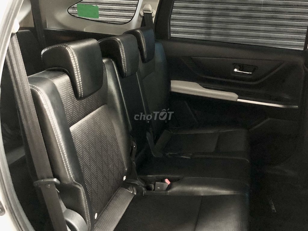 Toyota Veloz Cross 2022 CVT Top - 60000 km. Mua bán Ô tô tại Huyện Hóc Môn Tp Hồ Chí Minh được đăng bởi Kavin tran hình 8