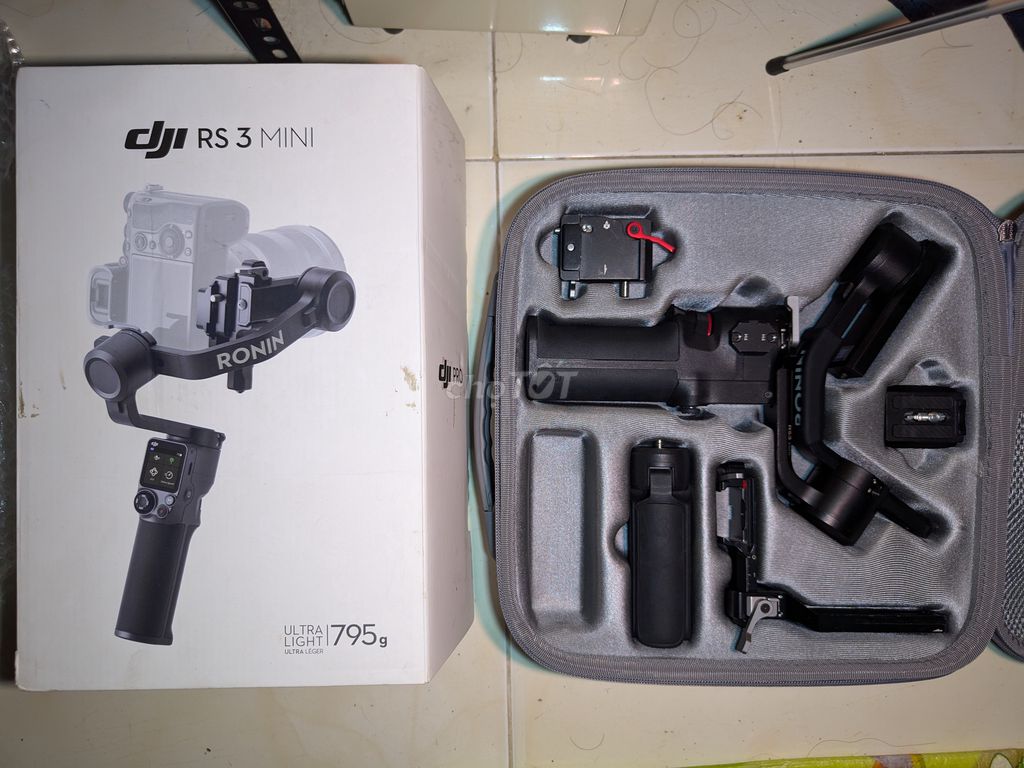 Gimbal DJI RS3 Mini Đen 99% fullbox kèm hộpda. Mua bán Máy ảnh, Máy quay tại Quận 10 Tp Hồ Chí Minh được đăng bởi Thế Anh Đẹp Trai hình 1