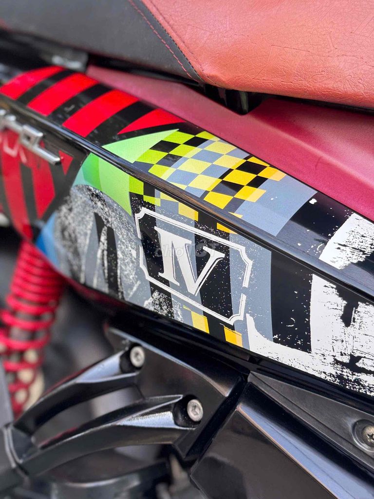 Nouvo lx 135 hàng cọp chạy 3 v sơn máy sần zin100%. Mua bán Xe máy tại Quận Cầu Giấy Hà Nội được đăng bởi nguyễn bích thuỷ hình 16