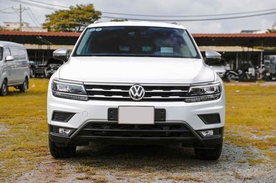 Volkswagen Tiguan Luxury S nhập Mexico 2023 30k km