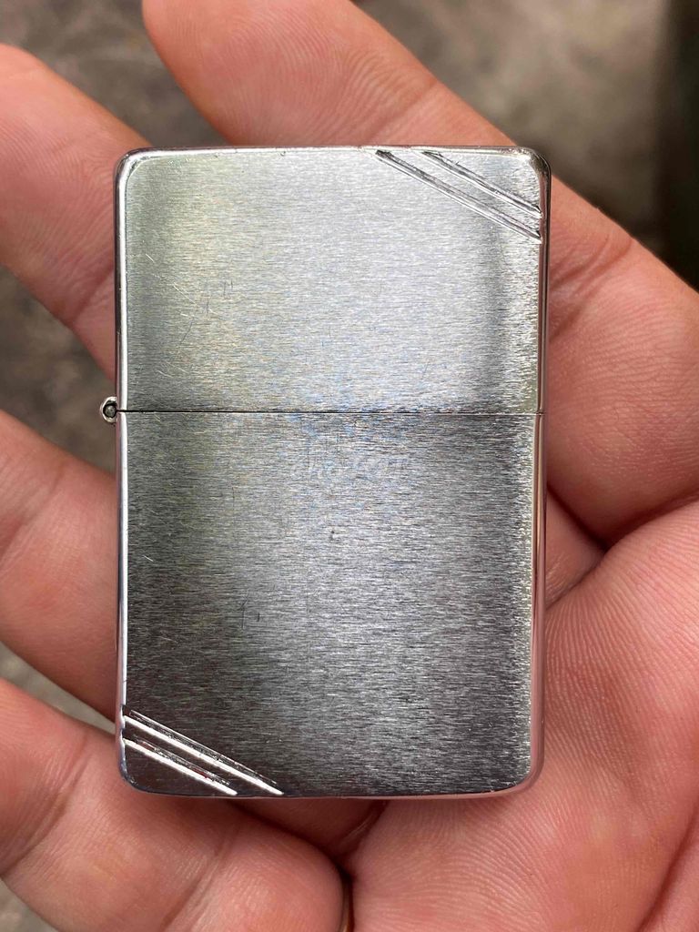 Zippo Mỹ bản thử nghiệm I la mã 1985 đẹt.