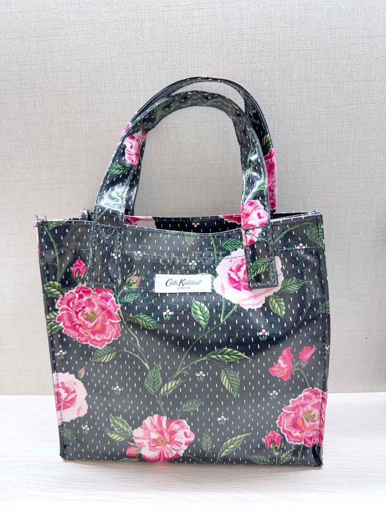 Túi xách mini Cath Kidston hàng auth ship COD. Mua bán Túi xách tại Quận Thanh Xuân Hà Nội được đăng bởi Hoàng Liên hình 1