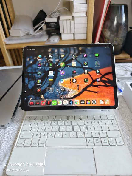 Apple iPad Pro 2020 128GB Bạc 99%. Mua bán Máy tính bảng tại Quận Hoàn Kiếm Hà Nội được đăng bởi Hội Đồ Điện Tử hình 1