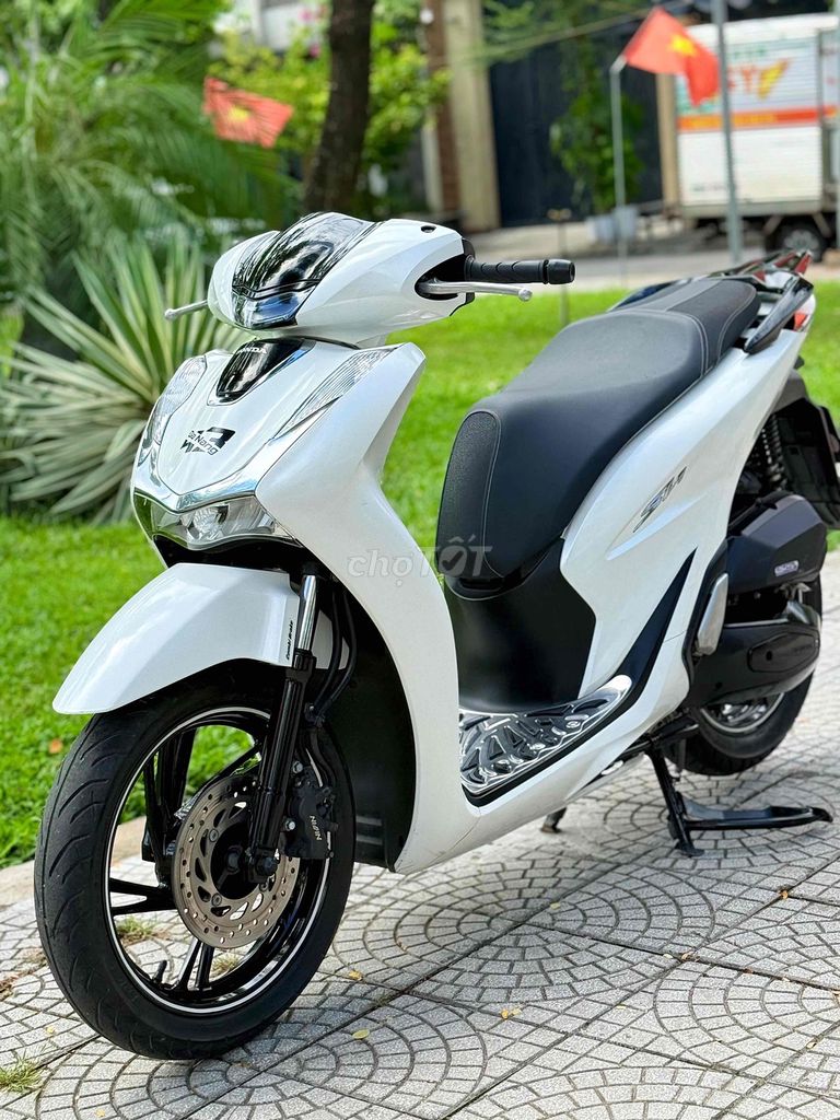 Хонда SH 125 2021 Белая